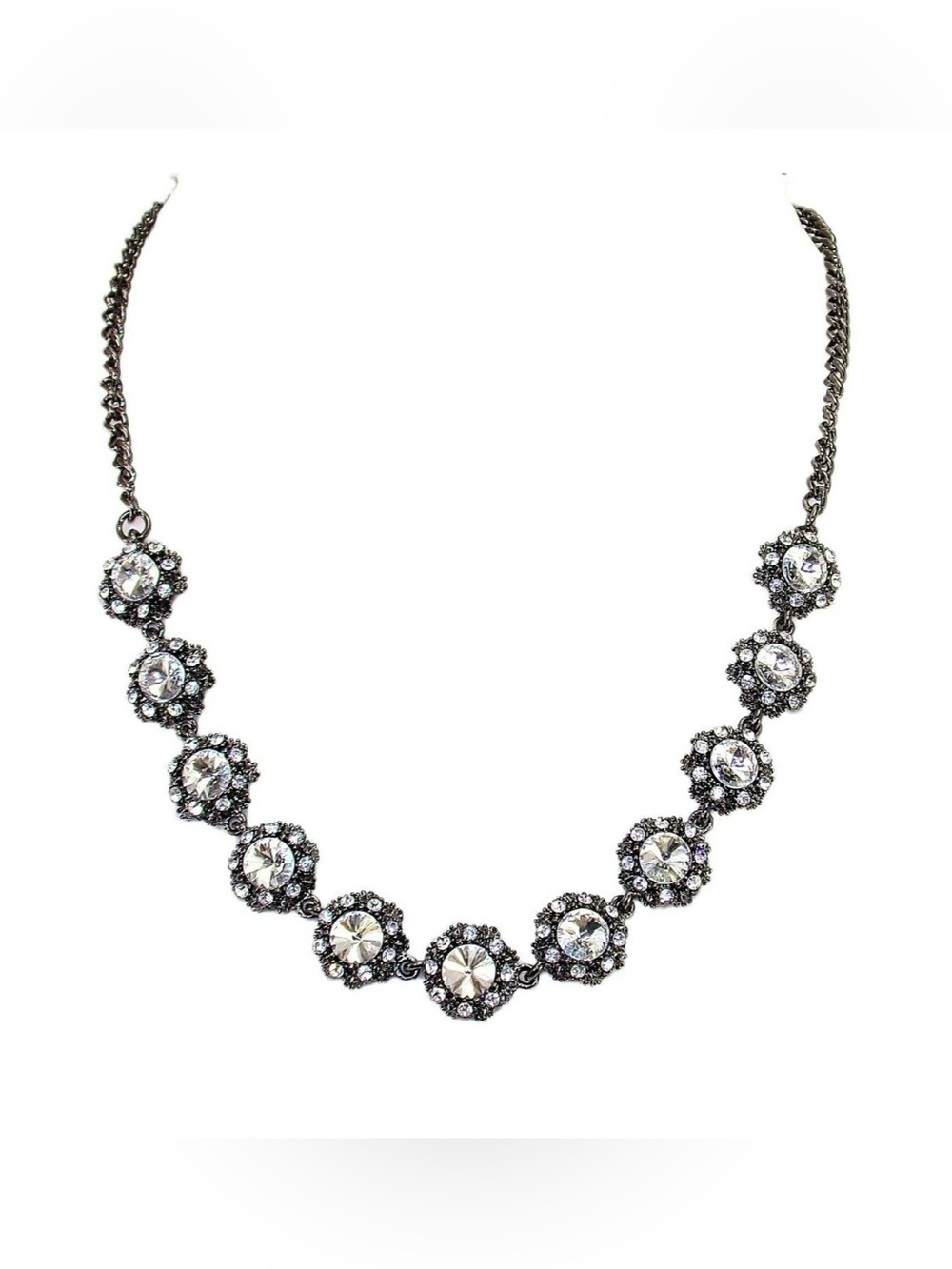 Elegant crystal necklace with clear round crystals in an elegant gray finish New